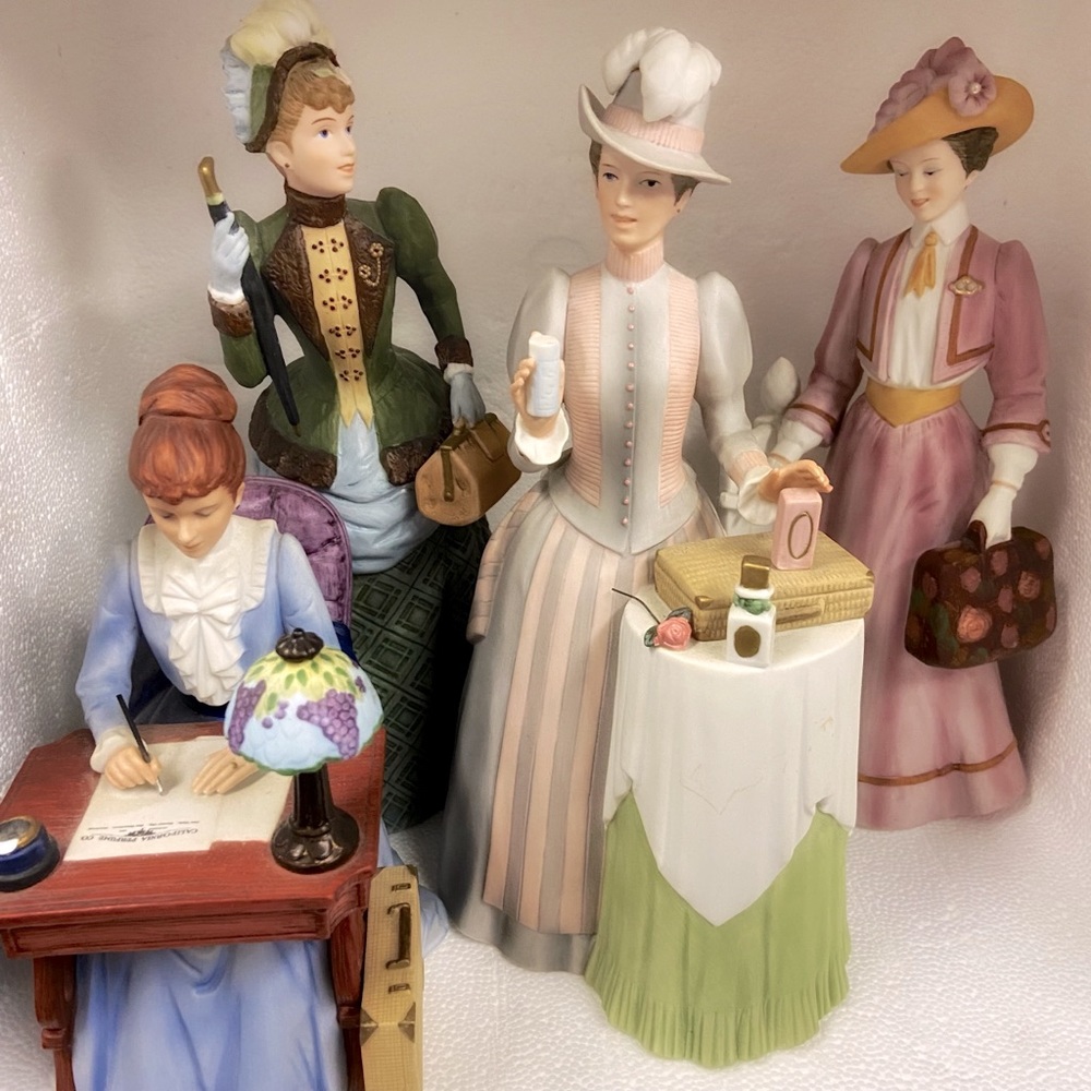 Vintage Avon decor